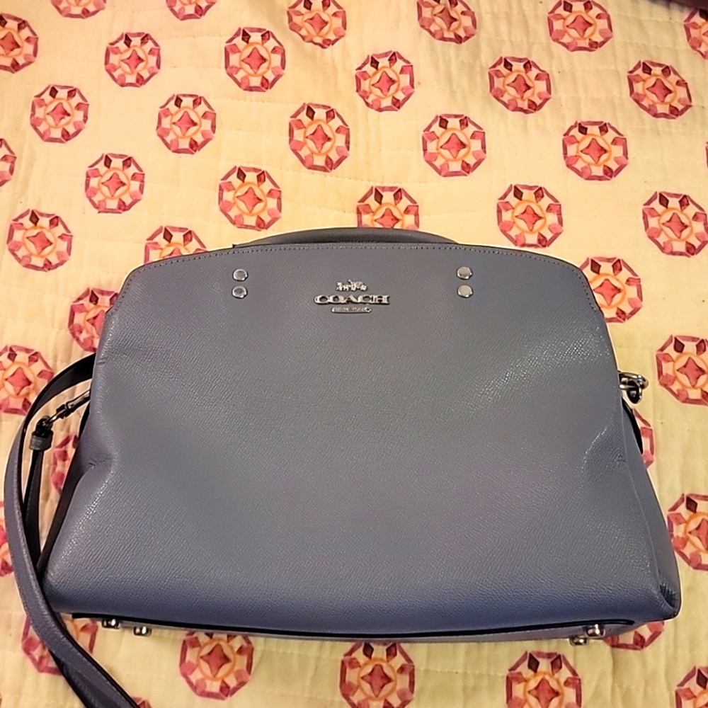 Coach lille carryall dimensions 12.75x 5.25x8.75
